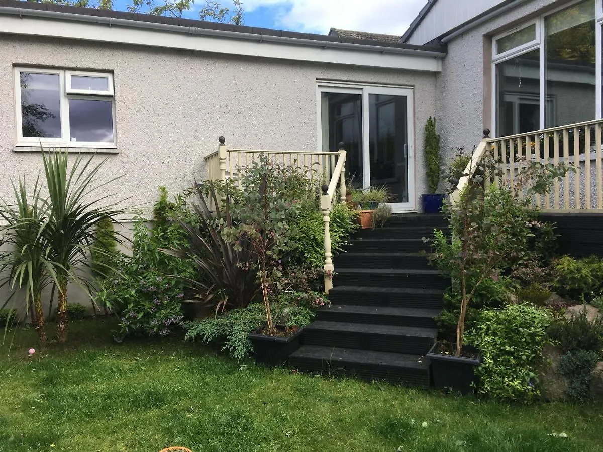 2 Redmoss Walk Bed & Breakfast Aberdeen